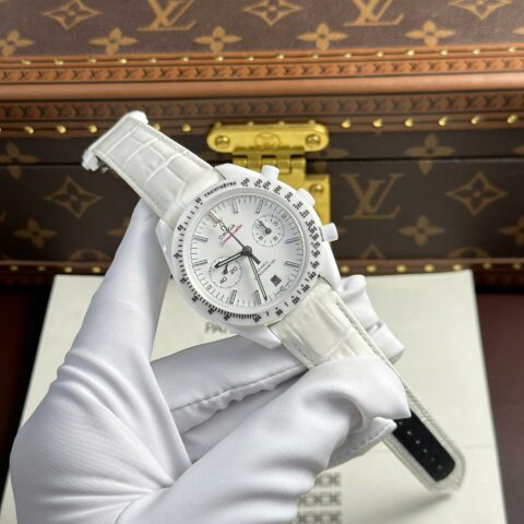 Omega Speedmaster White Ceramic Replica Watch Best Quality N1 Factory 44mm - Replica Luxury
